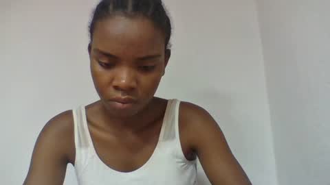 Snapshot of cedia837872 chatting on 06-14-26, 03:36 cedia837872 online show from 06-14-26, 03:36