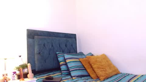 Cedrixx10 online show from 11-05-25, 09:04