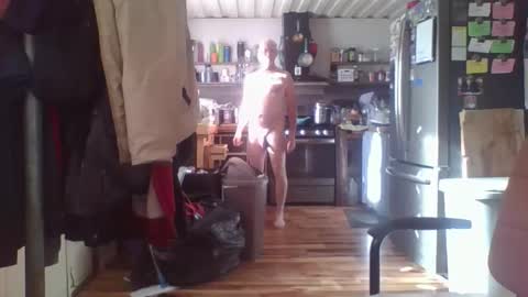 Snapshot of cef539 chatting on 11-08-25, 06:18 Chuck online show from 11-08-25, 06:18