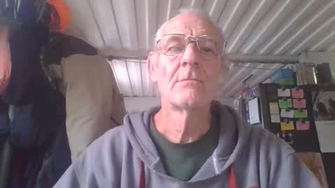 Snapshot of cef539 chatting on 11-09-25, 10:41 Chuck online show from 11-09-25, 10:41