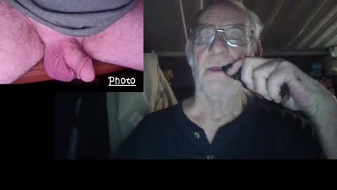 Snapshot of cef539 chatting on 12-04-25, 05:17 Chuck online show from 12-04-25, 05:17