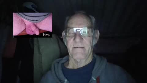 Snapshot of cef539 chatting on 12-05-25, 01:42 Chuck online show from 12-05-25, 01:42
