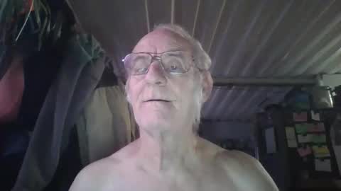 Snapshot of cef539 chatting on 12-16-25, 04:12 Chuck online show from 12-16-25, 04:12