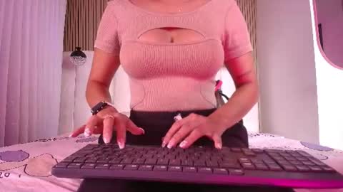 Snapshot of celeste_moonx chatting on 07-23-26, 11:52 Celeste online show from 07-23-26, 11:52
