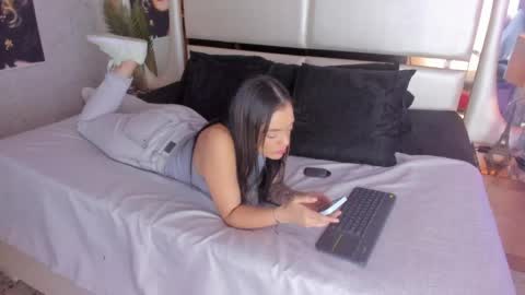 celeste_starsss online show from 04-11-26, 09:30