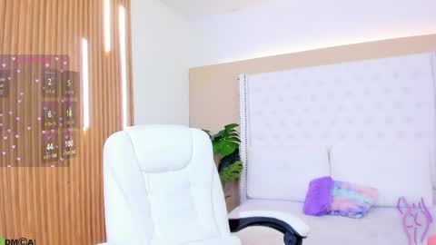 Celeste Wayne online show from 05-22-26, 10:37