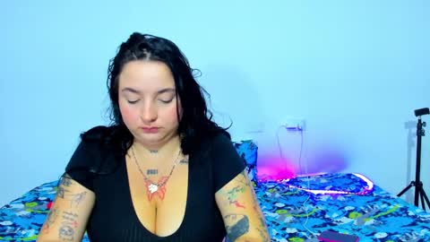 Celeste Y Pipe online show from 03-04-25, 08:35