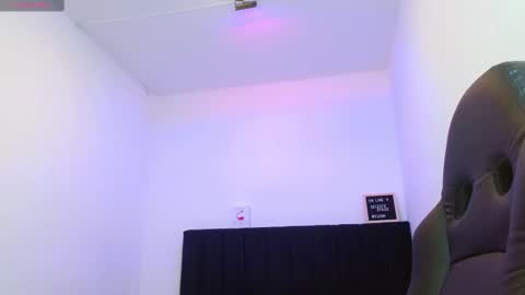 Snapshot of celesteayase chatting on 02-27-25, 05:45 celesteayase online show from 02-27-25, 05:45