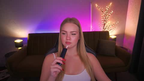 celestenoirr online show from 10-10-25, 06:56