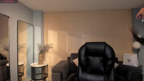 Celeste online show from 10-27-25, 08:07