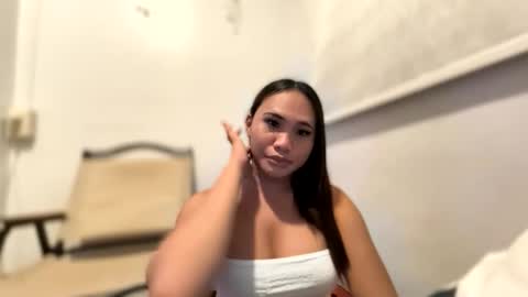 Snapshot of celesteslut26 chatting on 06-04-26, 12:33 celeste online show from 06-04-26, 12:33