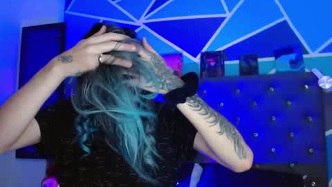 Snapshot of celesteswett chatting on 11-14-25, 04:06 I am Valentinn online show from 11-14-25, 04:06