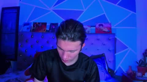 Snapshot of celesteswett chatting on 11-21-25, 12:15 I am Valentinn online show from 11-21-25, 12:15