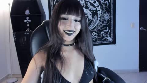   online show from 11-06-25, 10:32