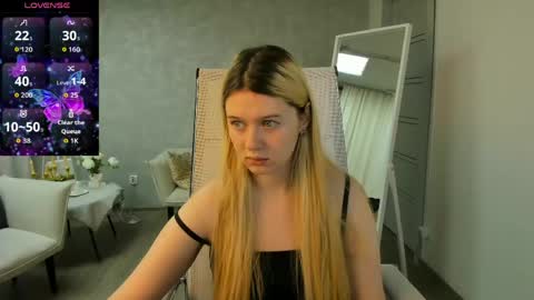 Snapshot of celestinemauriac chatting on 05-31-26, 03:52 your cute kitty online show from 05-31-26, 03:52