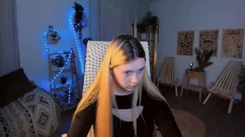 Snapshot of celestinemauriac chatting on 06-09-26, 07:47 your cute kitty online show from 06-09-26, 07:47