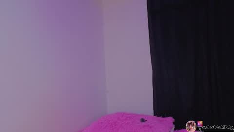celestte_evans_1 online show from 07-17-26, 05:58