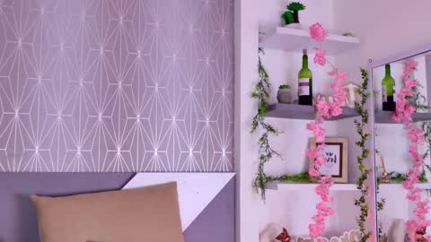 Snapshot of celine_lee chatting on 09-30-25, 05:07 Celine online show from 09-30-25, 05:07