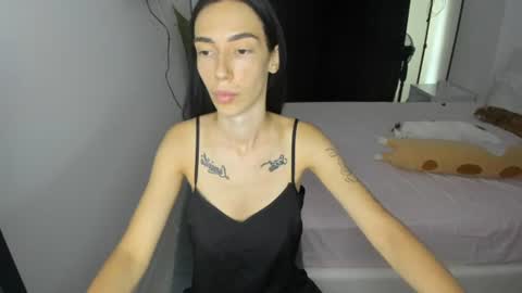 Snapshot of celine_roxelle chatting on 07-15-26, 12:21 Celine Roxelle online show from 07-15-26, 12:21