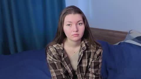 Snapshot of celineswiatkowski chatting on 03-15-26, 07:14 Nina online show from 03-15-26, 07:14