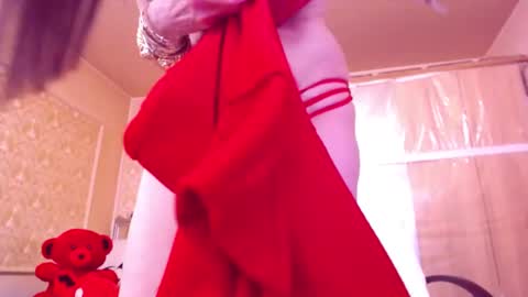 Snapshot of cerisedodd chatting on 05-03-26, 12:38 Cerise online show from 05-03-26, 12:38