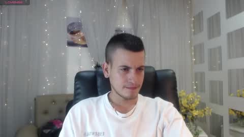 Snapshot of cerokershelby chatting on 01-05-25, 07:17 Ceroke online show from 01-05-25, 07:17