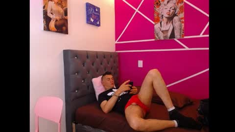 Snapshot of cesirry chatting on 06-19-26, 12:15 Cesirry online show from 06-19-26, 12:15