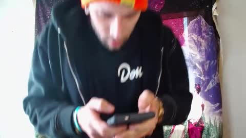 Snapshot of cguffey2284 chatting on 02-04-25, 06:06 cguffey2284 online show from 02-04-25, 06:06