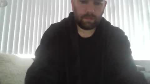 ch33ky85 online show from 12-01-25, 11:15