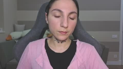 Kate online show from 03-28-26, 02:49