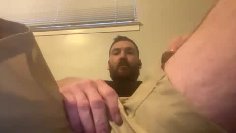 Snapshot of chada89 chatting on 09-21-25, 01:46 chada89 online show from 09-21-25, 01:46