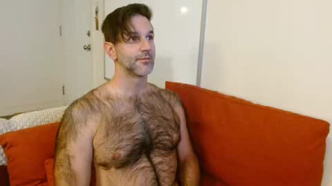 Snapshot of chadbacca chatting on 11-04-25, 04:44 Chadbacca online show from 11-04-25, 04:44