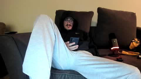 Lydong online show from 10-31-25, 12:44