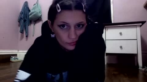 chaia online show from 04-23-26, 04:53