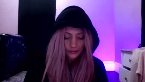 chaia online show from 04-26-26, 07:50