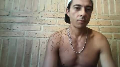 Snapshot of chamandick chatting on 04-27-26, 04:38 ChamanDick online show from 04-27-26, 04:38