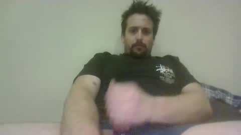 Snapshot of champagneandbitches chatting on 09-17-25, 05:47 champagneandbitches online show from 09-17-25, 05:47