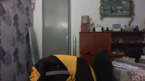 Champers online show from 12-18-24, 03:33