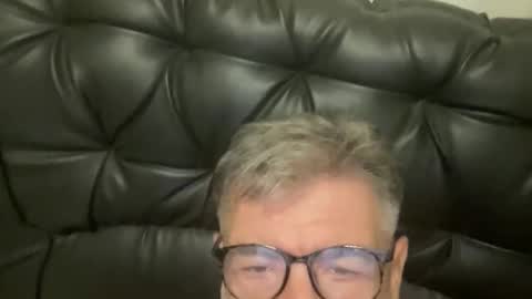 Snapshot of champsex305610 chatting on 03-01-26, 06:43 champsex305610 online show from 03-01-26, 06:43