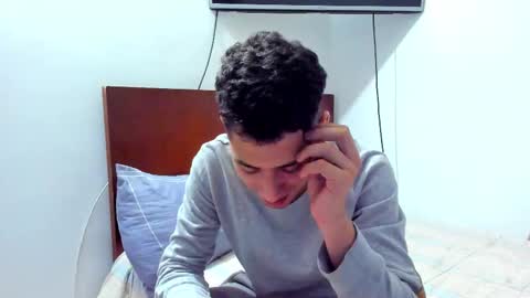 Snapshot of chandler_kenji chatting on 11-22-25, 01:48 Kenji online show from 11-22-25, 01:48