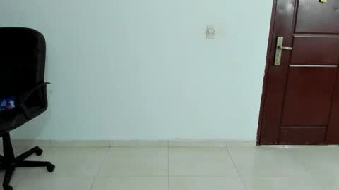 Snapshot of chandler_kenji chatting on 12-02-25, 01:11 Kenji online show from 12-02-25, 01:11