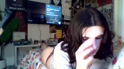 chanel2002 online show from 11-12-25, 06:41