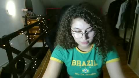 Stephanieblisss online show from 02-12-26, 04:13