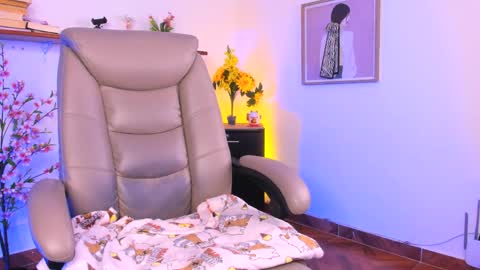 Snapshot of chanell_taylor_ chatting on 05-25-26, 11:05 chanell online show from 05-25-26, 11:05
