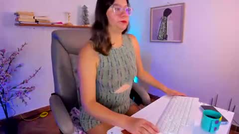 chanell online show from 07-17-26, 12:01