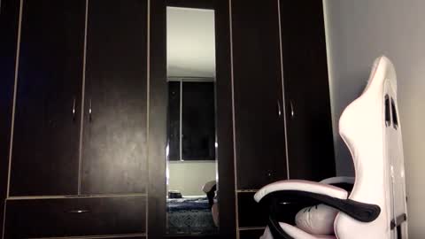 Snapshot of chanelsexyy chatting on 05-30-26, 08:39 Viviana 3 online show from 05-30-26, 08:39