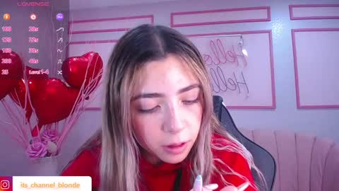 channel_blonde_a online show from 02-06-25, 10:43