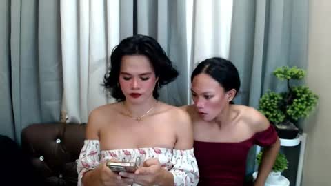 Snapshot of channel_maxine chatting on 06-07-26, 07:23 Rosette online show from 06-07-26, 07:23
