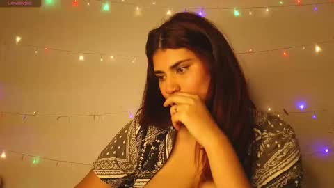 Snapshot of chantal_leon chatting on 01-07-26, 11:07 online show from 01-07-26, 11:07