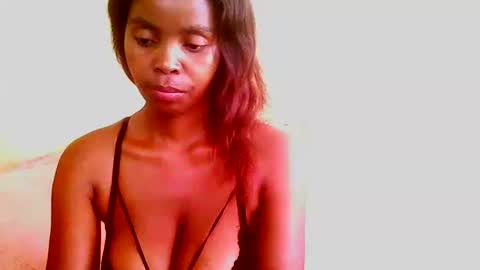 Snapshot of chante665 chatting on 01-25-25, 07:38 chante665 online show from 01-25-25, 07:38